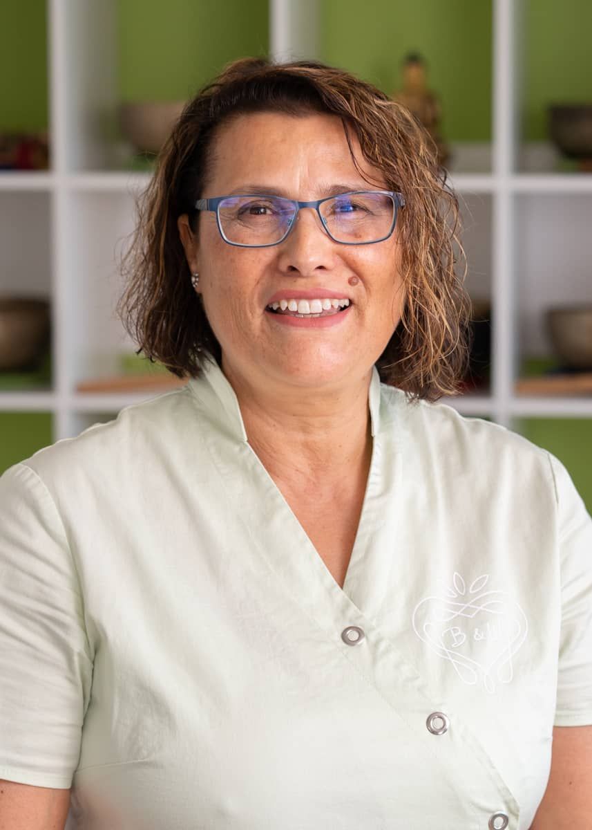 OM-Kosmetik Bild Gesichtsbehandlung